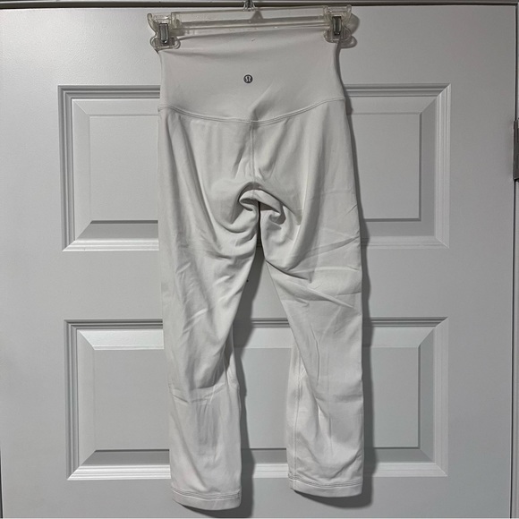 Lululemon Align High Rise White Cropped Leggings EUC Size 2 - Picture 3 of 5